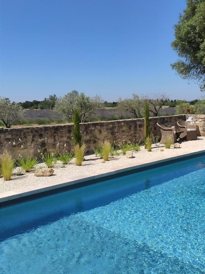 مبيت وإفطار La Baume-de-Transit Les Champs De Provence المظهر الخارجي الصورة